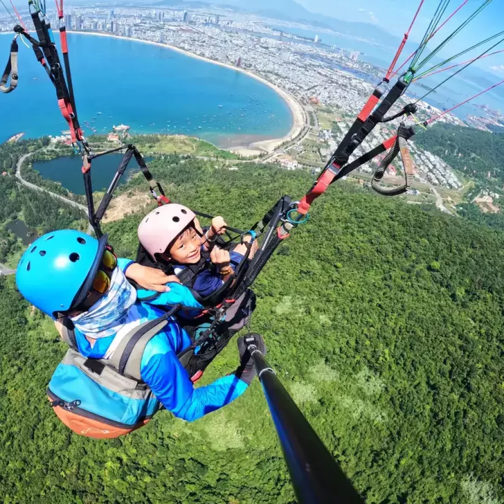 Da Nang City Tour On Sky - Paragliding 14
