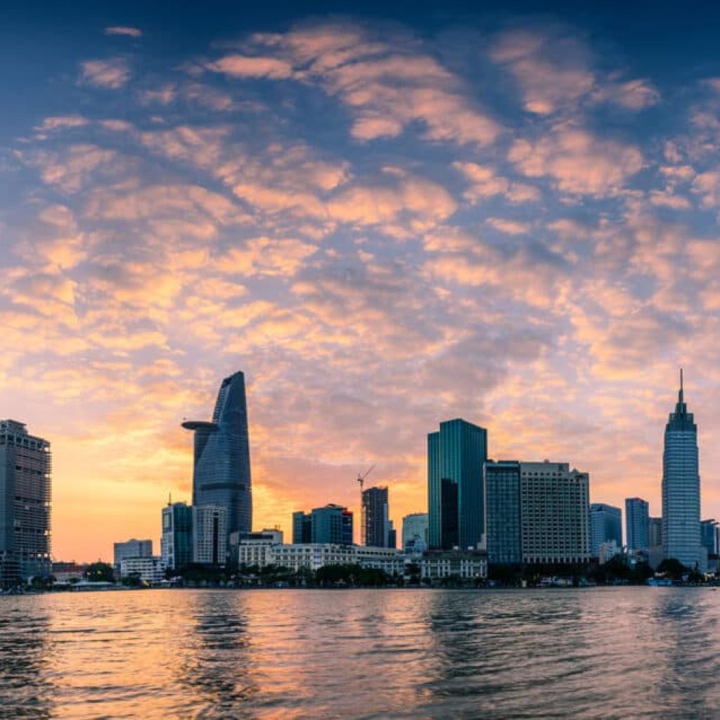 9 amazing reasons to travel to Ho Chi Minh City at least once - AN Tours Vietnam (2)