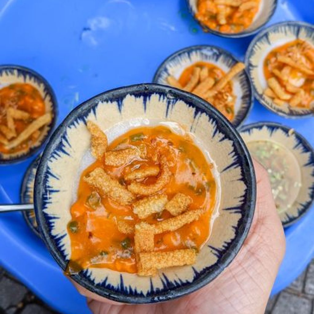A bowl of traditional Vietnamese street food in Da Nang