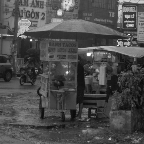 Da Lat night market street food stall at night