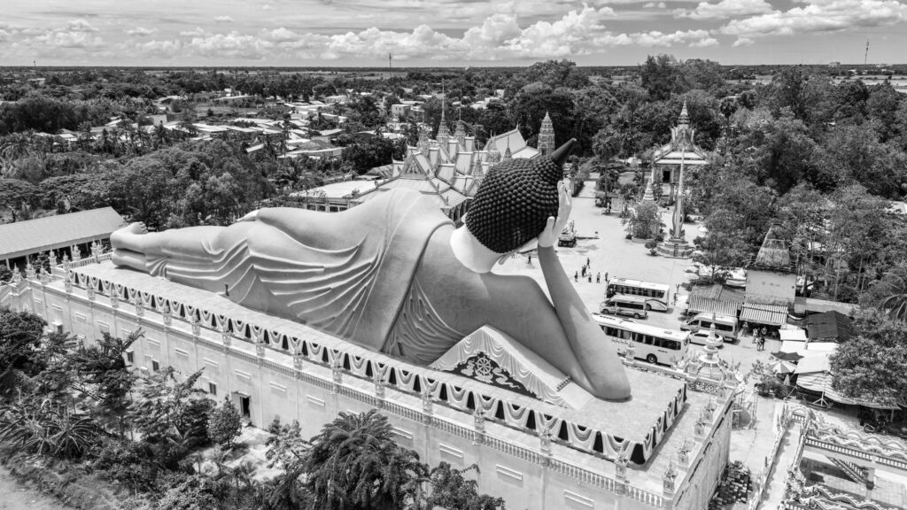 Aerial view of Som Rong Pagoda and its reclining Buddha in Sóc Trăng