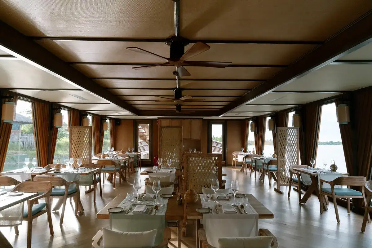 luxury cruise dining room river view