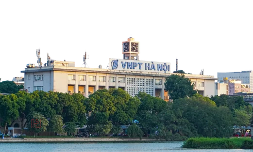 Post office building